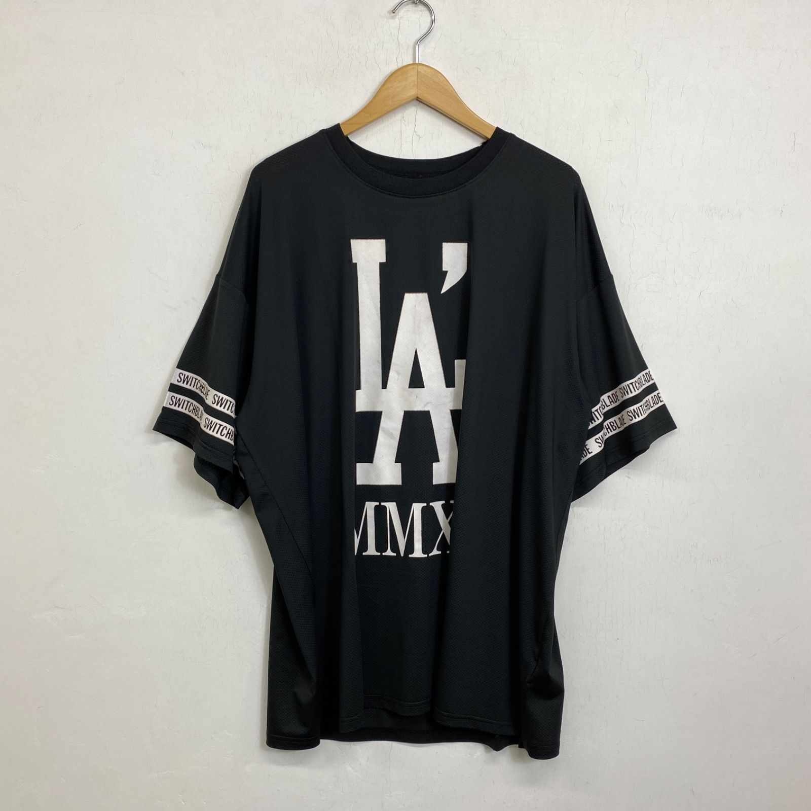 L