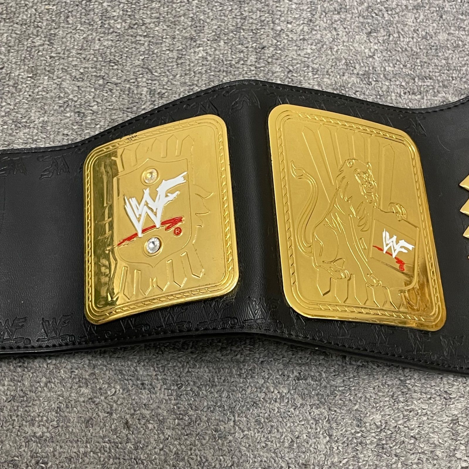 NPA】WWE ビッグイーグル チャンピオンベルト レプリカ - メルカリ