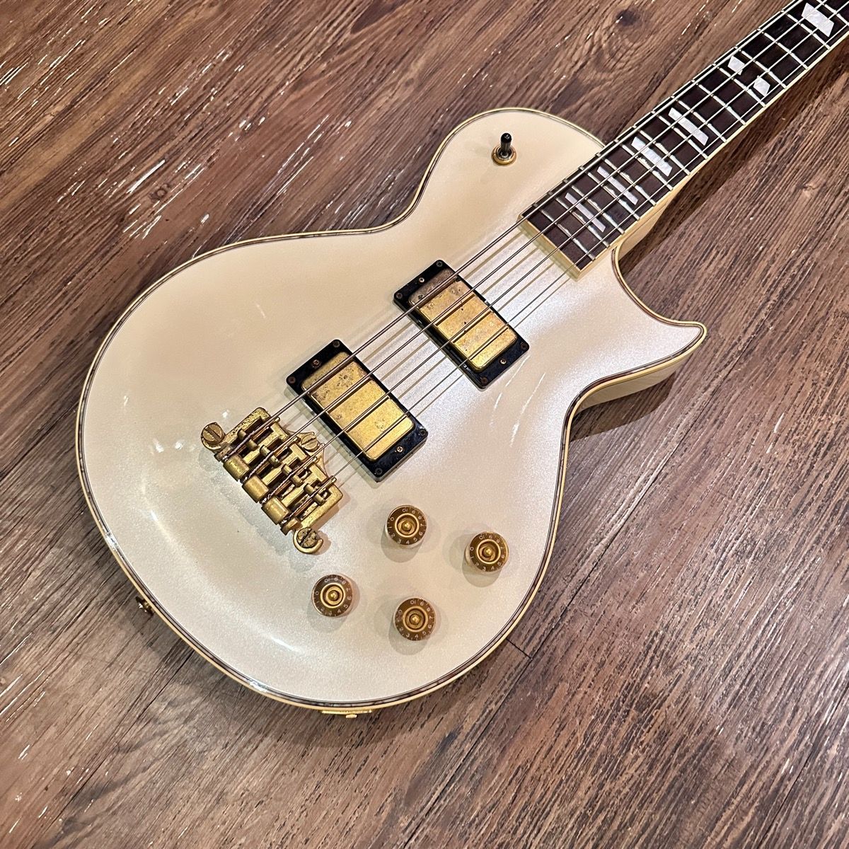 greco グレコ　JAPAN ビンテージ　エレキベース Greco LGB-90 LP Custom Bass Pearl White 2002年製 レスポール ベース