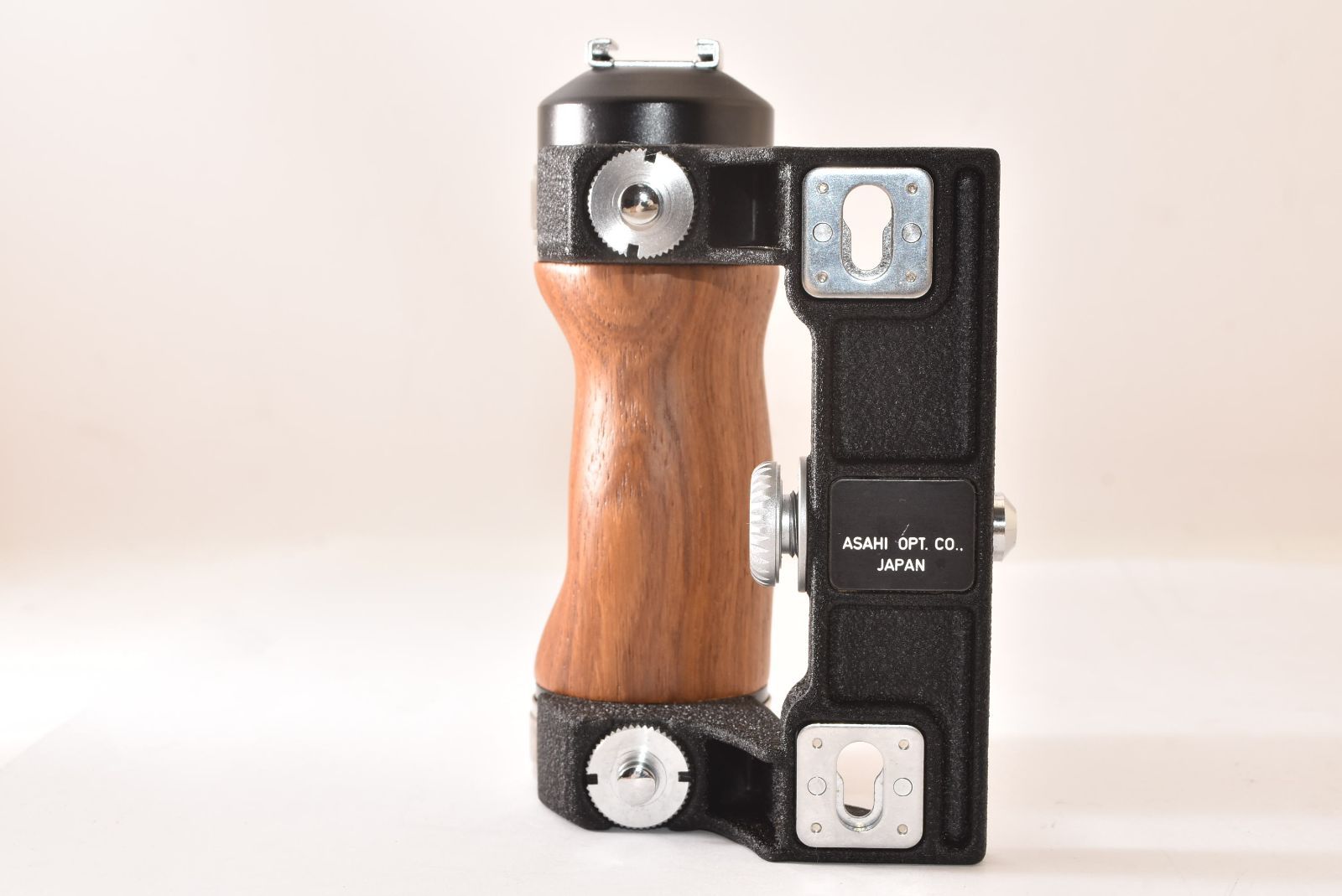 ☆美品☆ ペンタックス PENTAX 木製グリップ 6x7・67・67II用 2603049