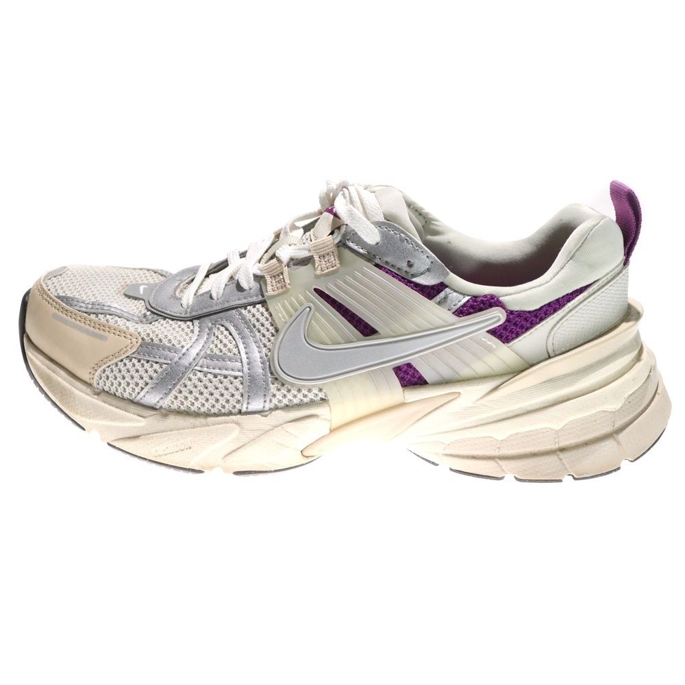NIKE (ナイキ) WMNS V2K RUN PRM LIGHT BONE ウィメンズ V2Kラン 