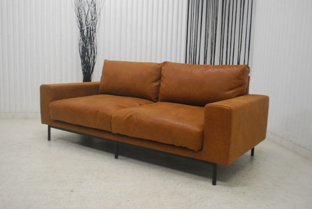 フェザー入り キャメル