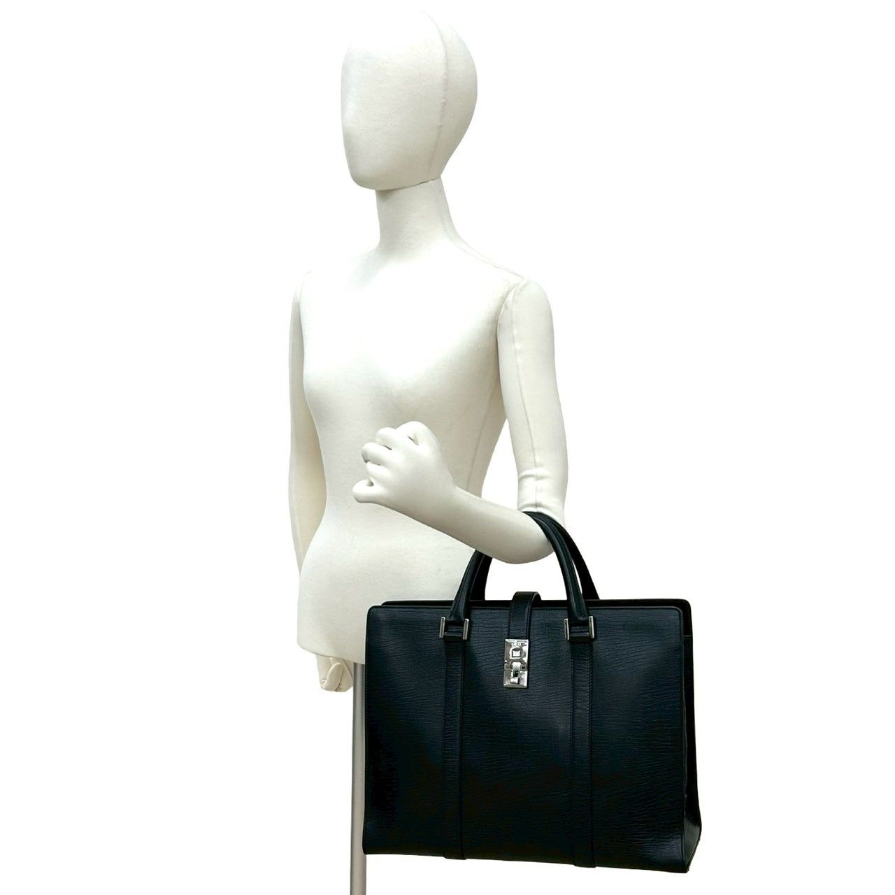 極 美品 袋付き GUCCI グッチ ロゴ 金具 レザー 本革 ビジネスバッグ