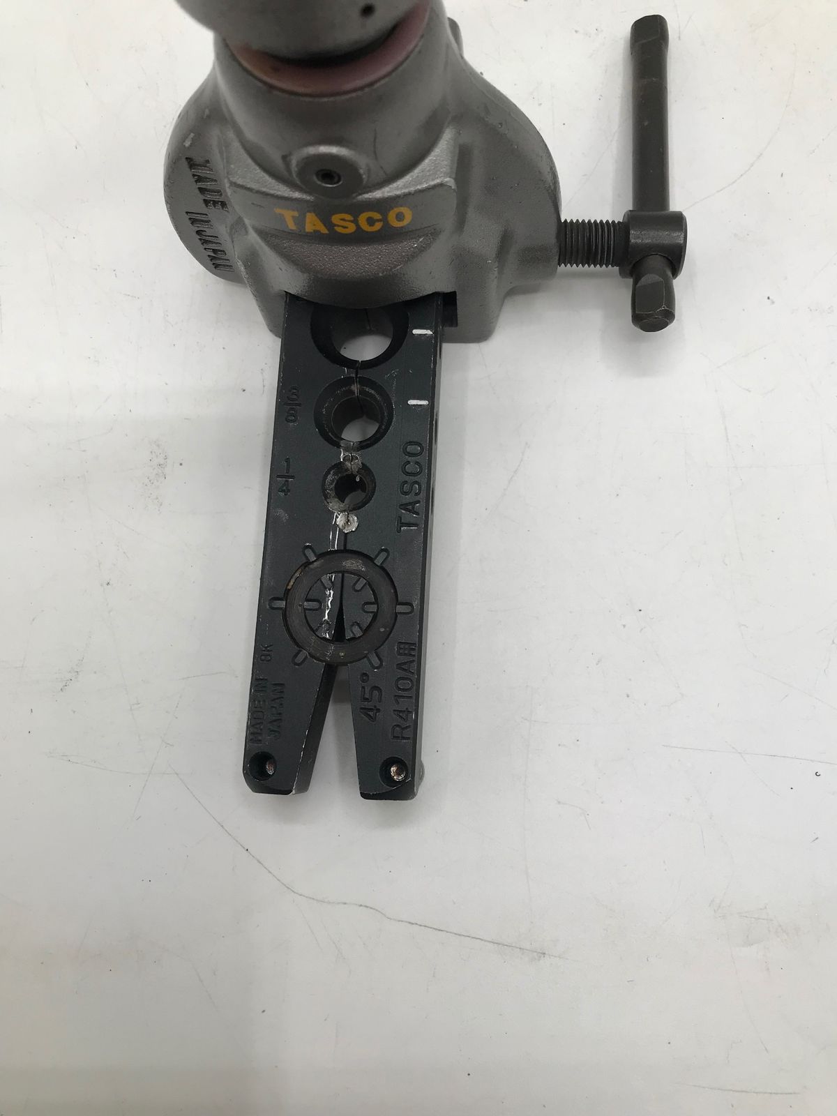 中古品】イチネンTASCO TA550AH アルミ製クイックハンドル式フレア
