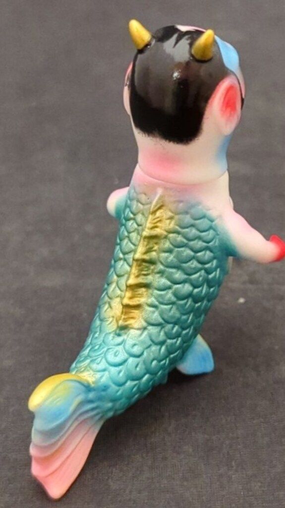 MEDICOMTOY VAG シリーズ10 BLOOD GUTS TOYS ナマナリ人魚 薄ピンク 手