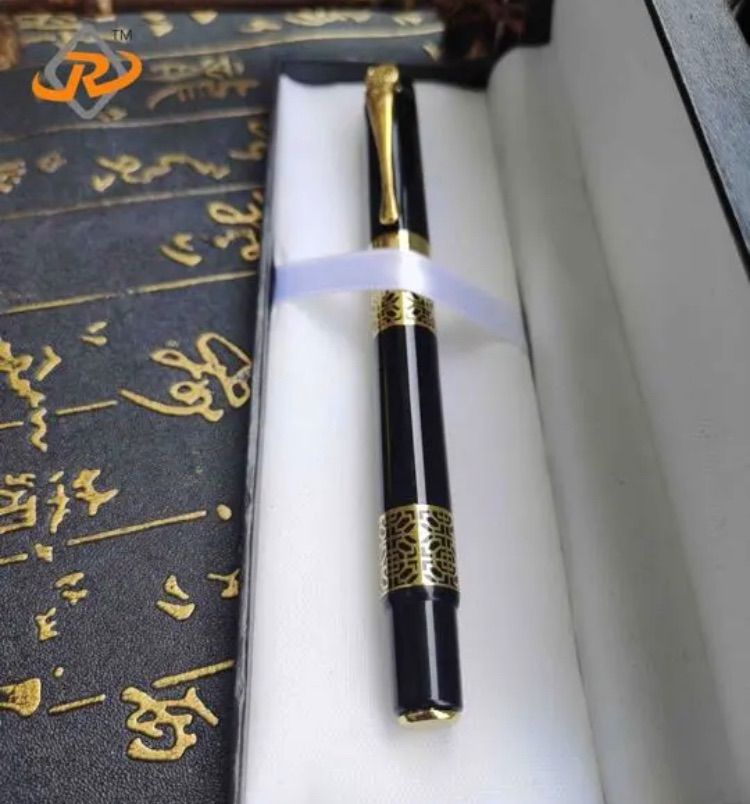 精巧　レトロな中性ペン　金属サインペン　万年筆