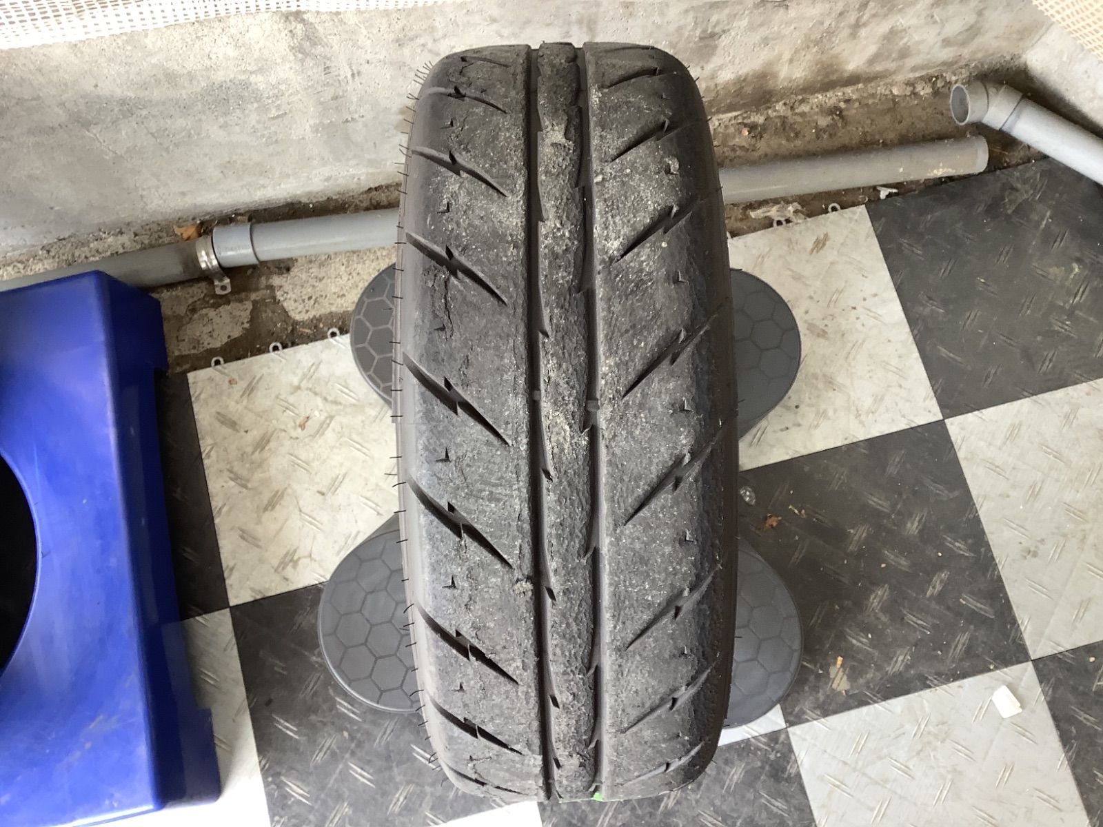 送料込み] 205/55R16 94W 2023年製 SHIBATIRE REVIMAX R23 TW200