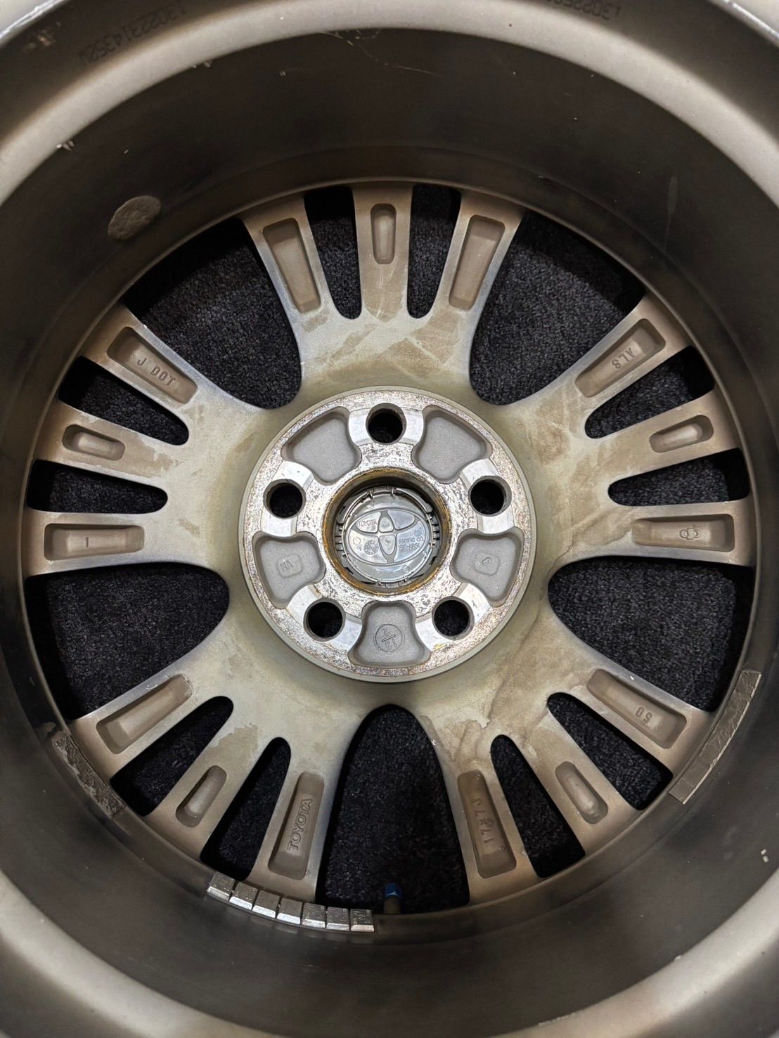 トヨタ エスティマ 純正 17インチ ホイール 17×7J 215⁄55R17 INSET:50 50系