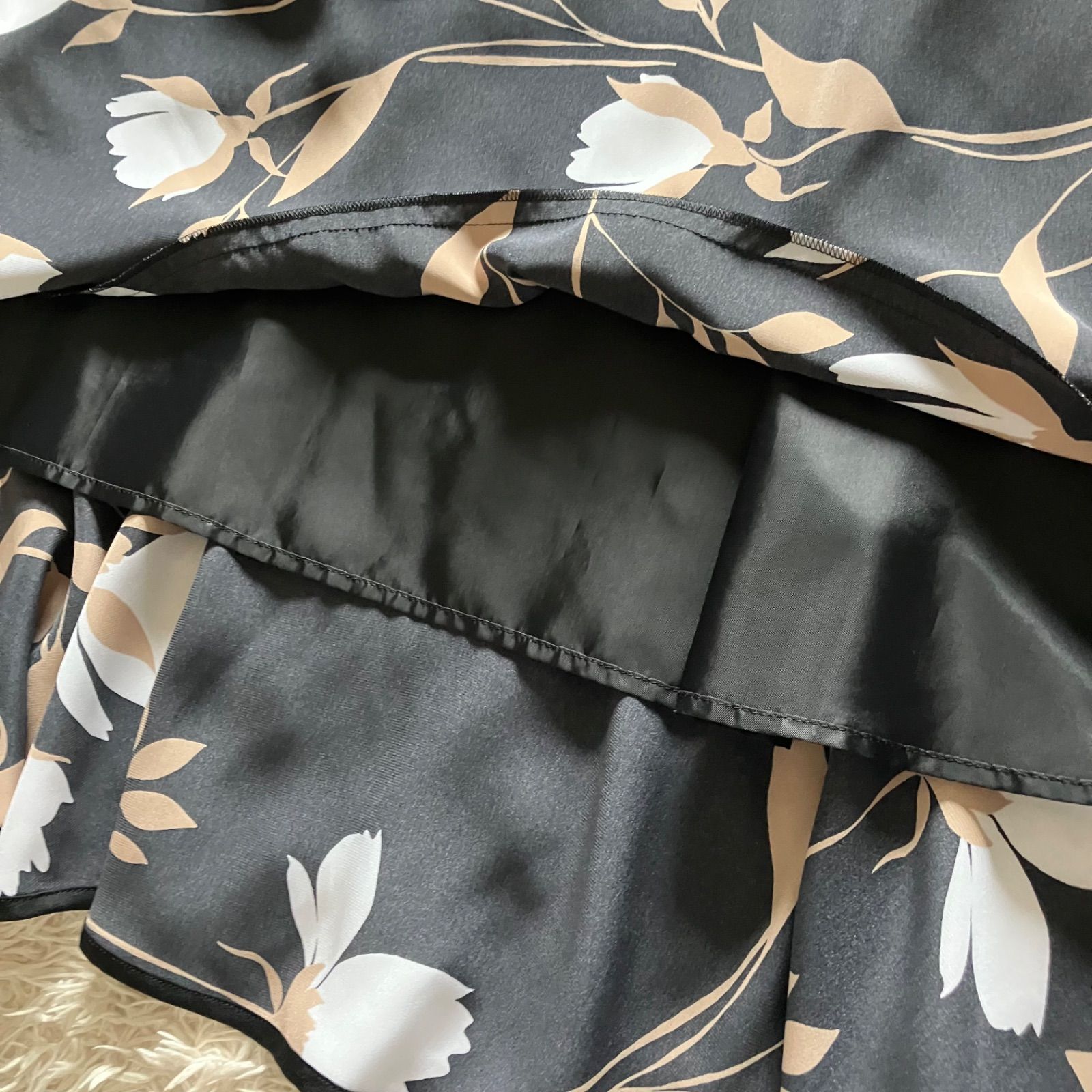 タグ付き☆ トゥービーシック TO BE CHIC 花柄ワンピース 黒 42 リボン