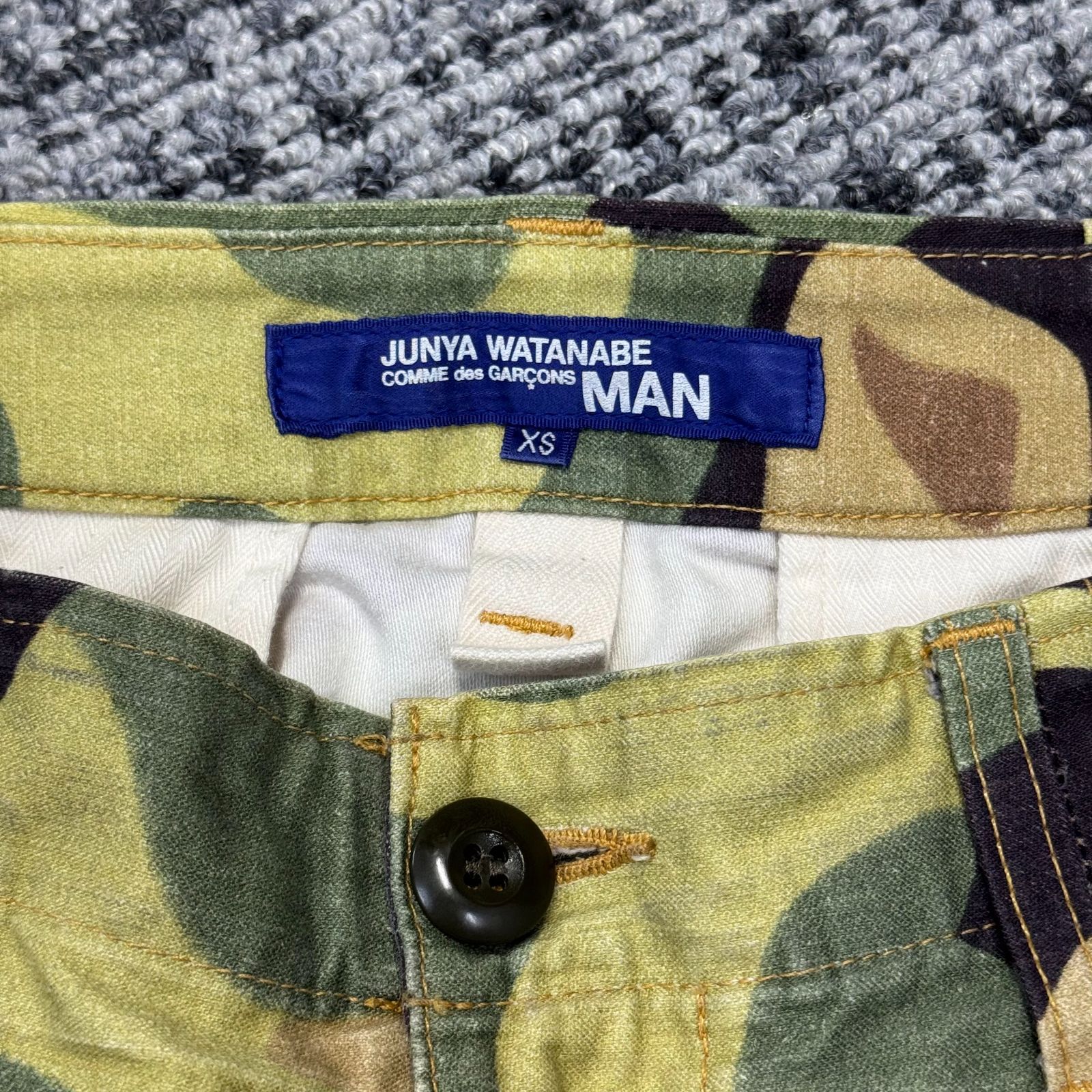 JUNYA WATANABE MAN COMME des GARCONS Camouflage cropped cargo 