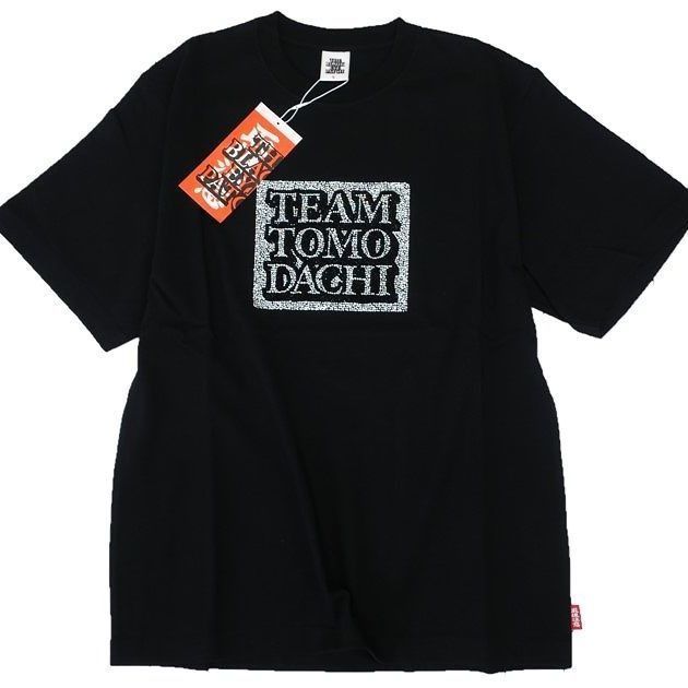 TEAM TOMODACHI LABEL RHINESTONE TEE チーム友達 千葉雄喜