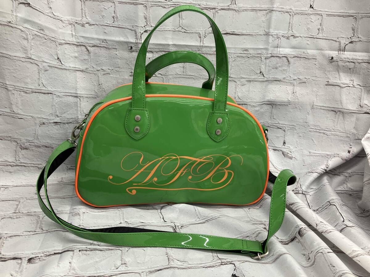 AFB ショルダーバッグ SIGNATURE BAG エナメル グリーン - メルカリ