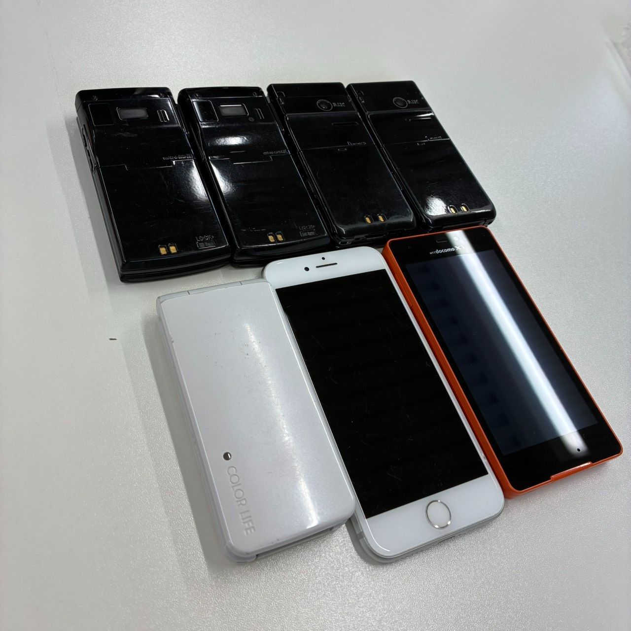 ジャンク品！ガラケー・iPhone・スマホ詰め合わせ - メルカリ