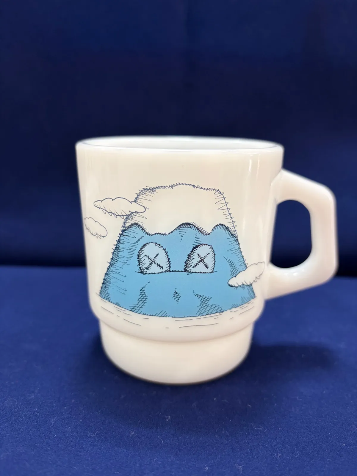 KAWS TOKYO FIRST Fire-King Cup カップ カウズ展 ファイヤーキング