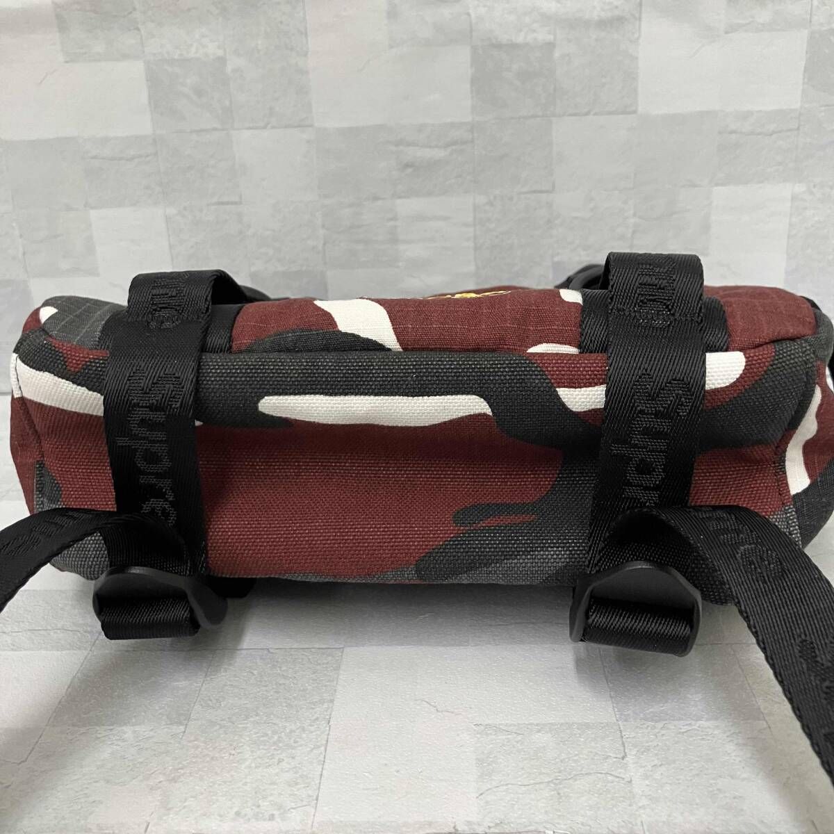 Supreme シュプリーム ショルダーバッグ Mini Duffle Bag Red Camo
