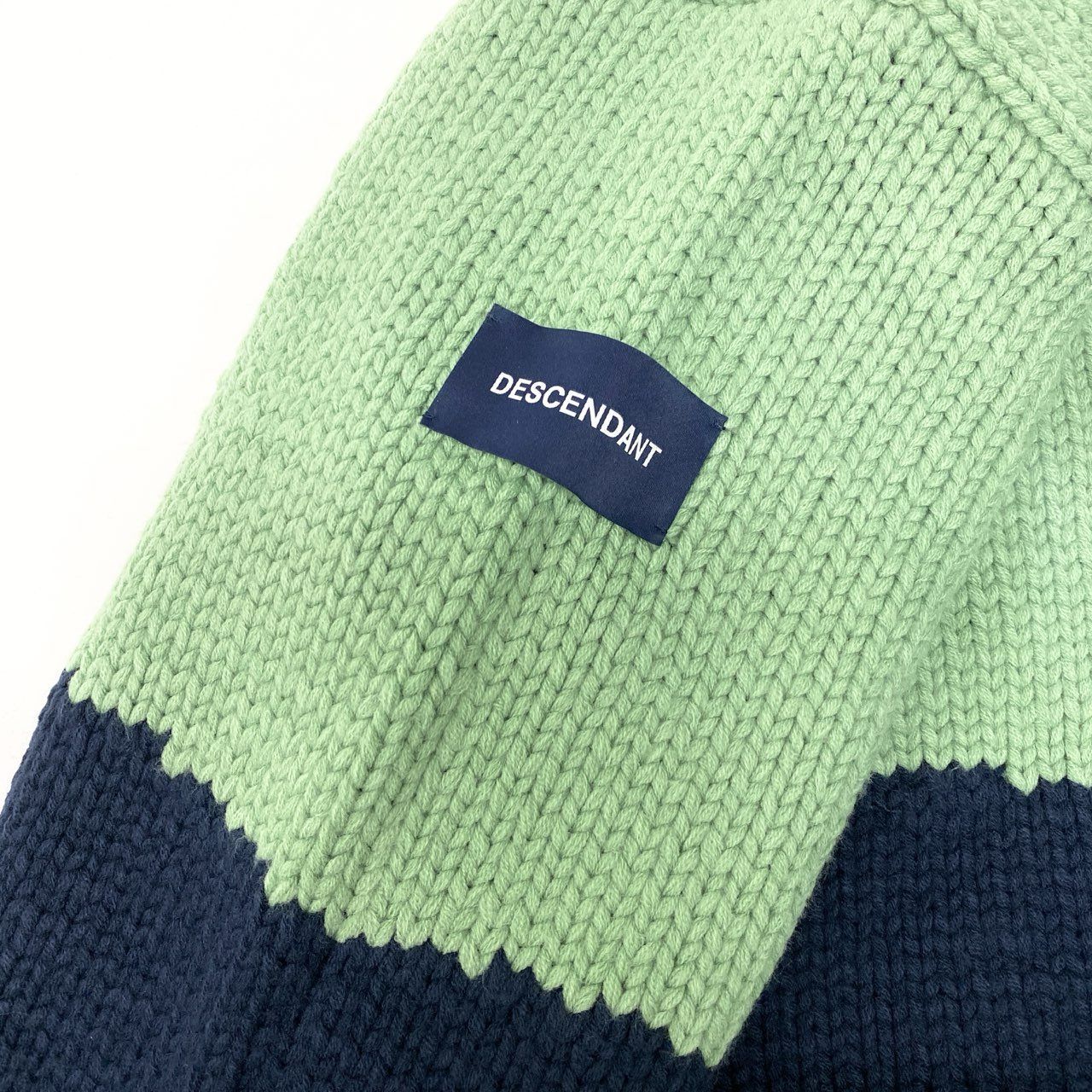 36c10 DESCENDANT ディセンダント 24AW COWICHAN SWEATER カウチン