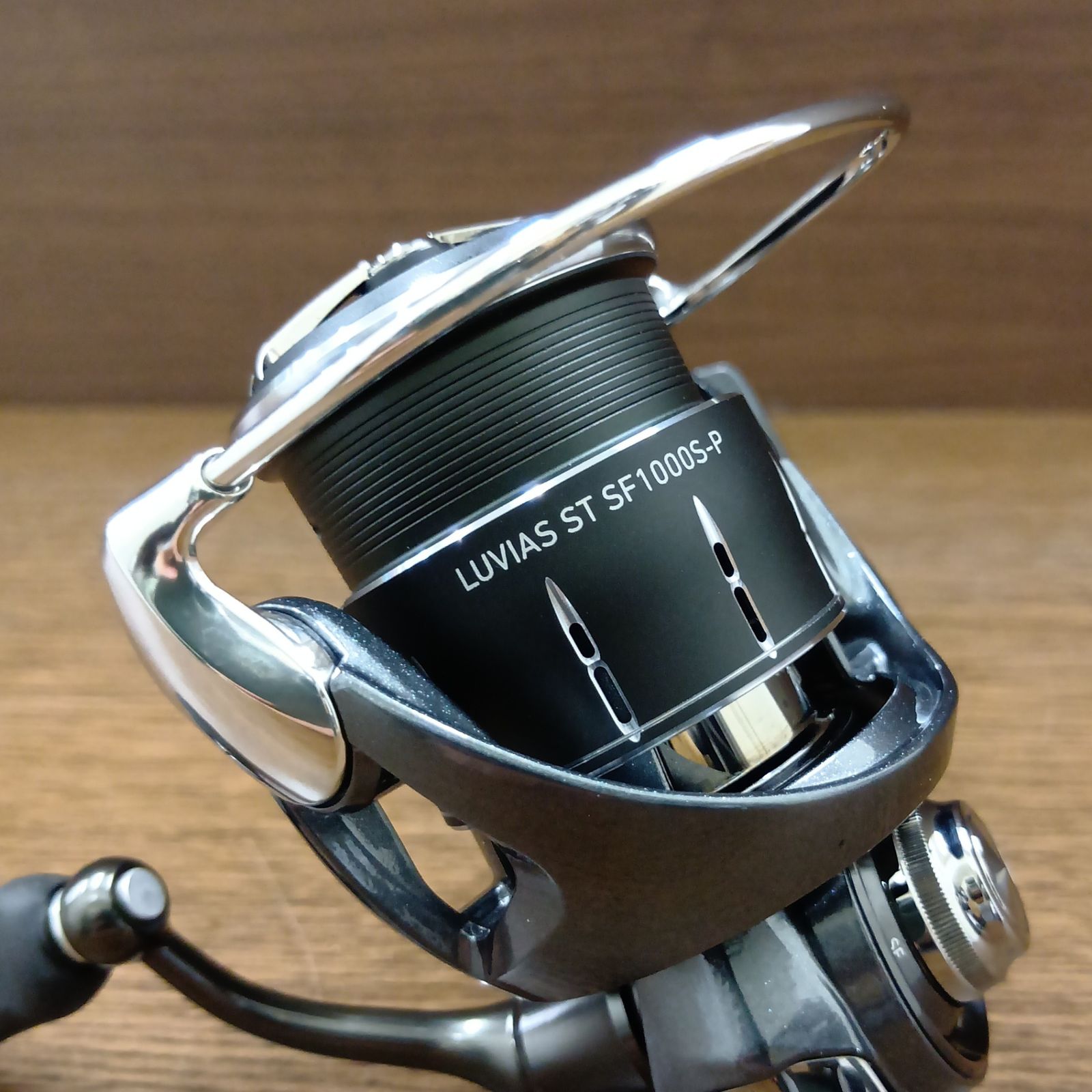 Daiwa LUVIAS ST SF1000S-P スピニングリール ダイワ(DAIWA) 24