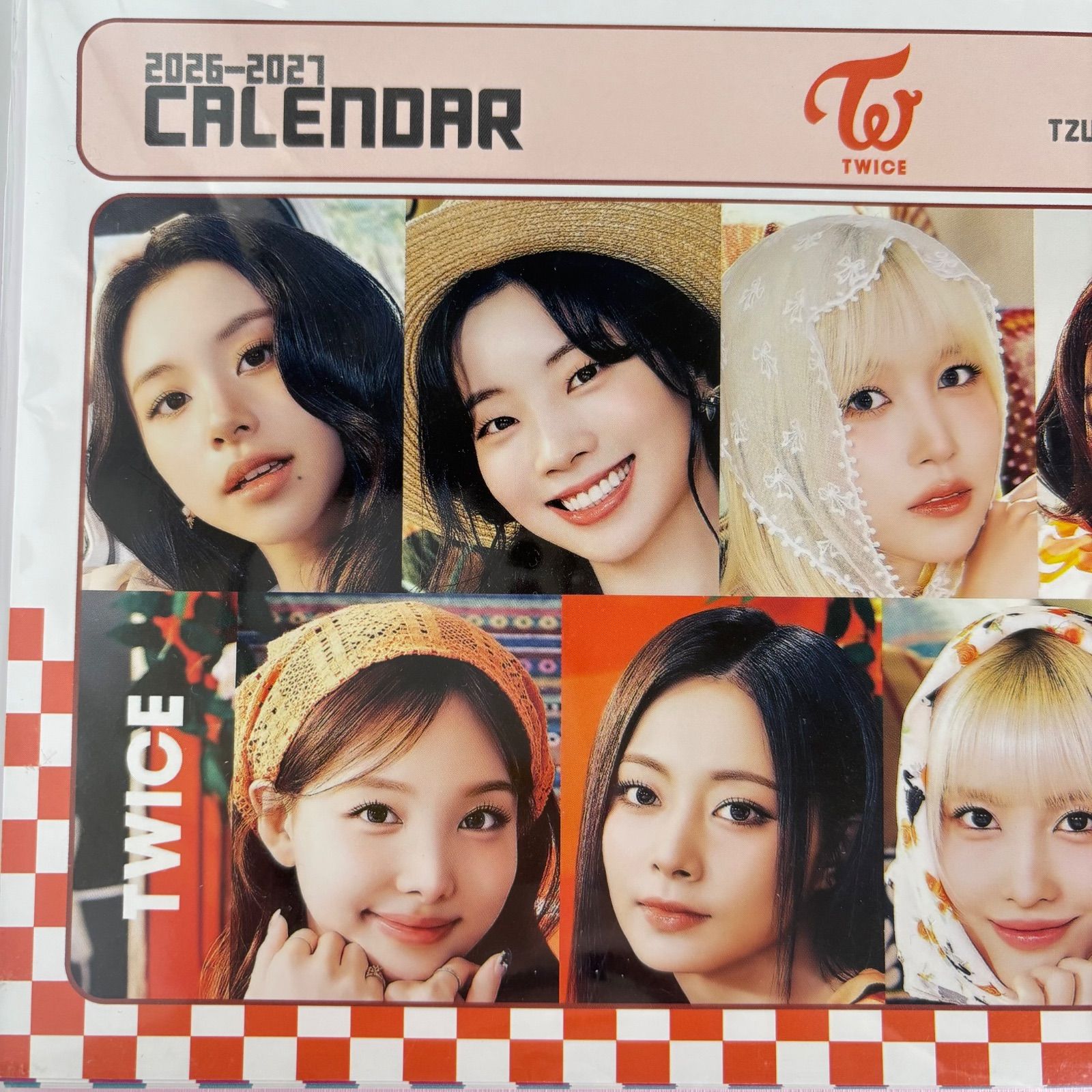 TWICE 2026年 卓上けカレンダー K26PC-096 トゥワイス 韓国アイドル K
