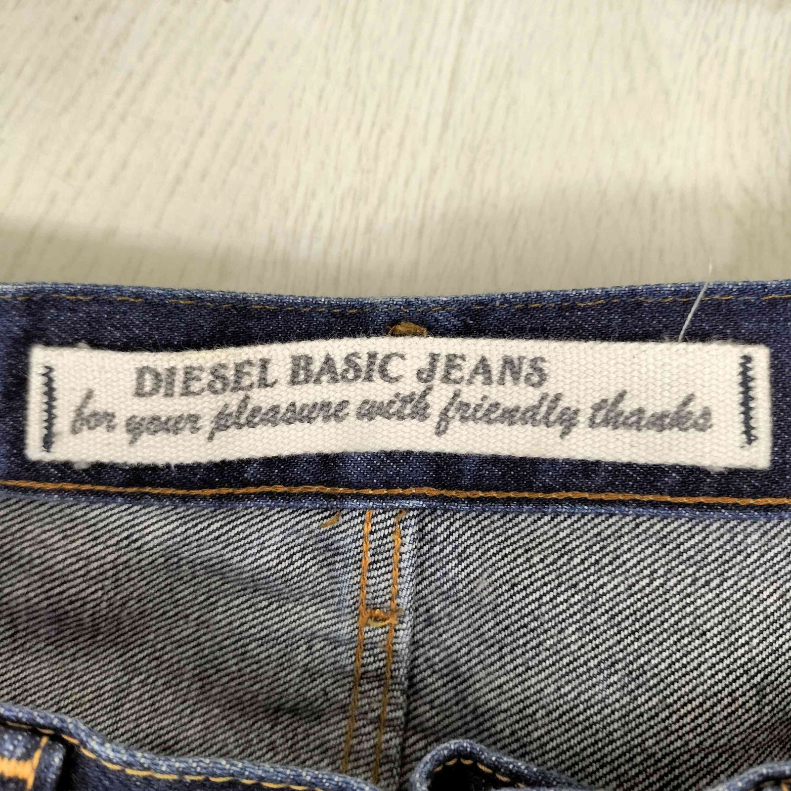 最新作，爆買い ディーゼル DIESEL KEETAR ボタンフライ インディゴ 