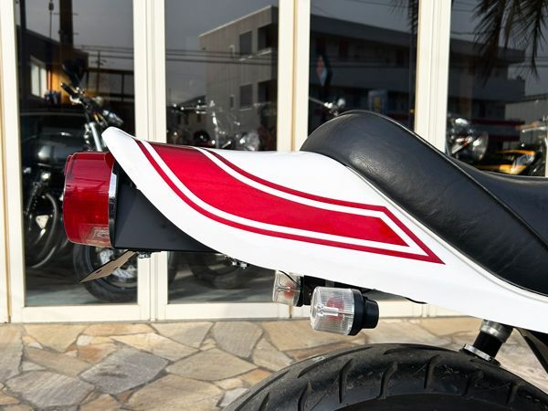 カワサキ ゼファー400 オリジナル フェンダーレスキット Z2タイプ