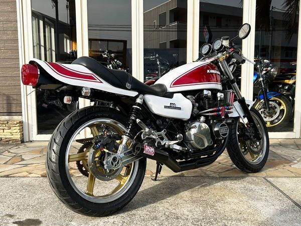 カワサキ ゼファー400 オリジナル フェンダーレスキット Z2タイプ