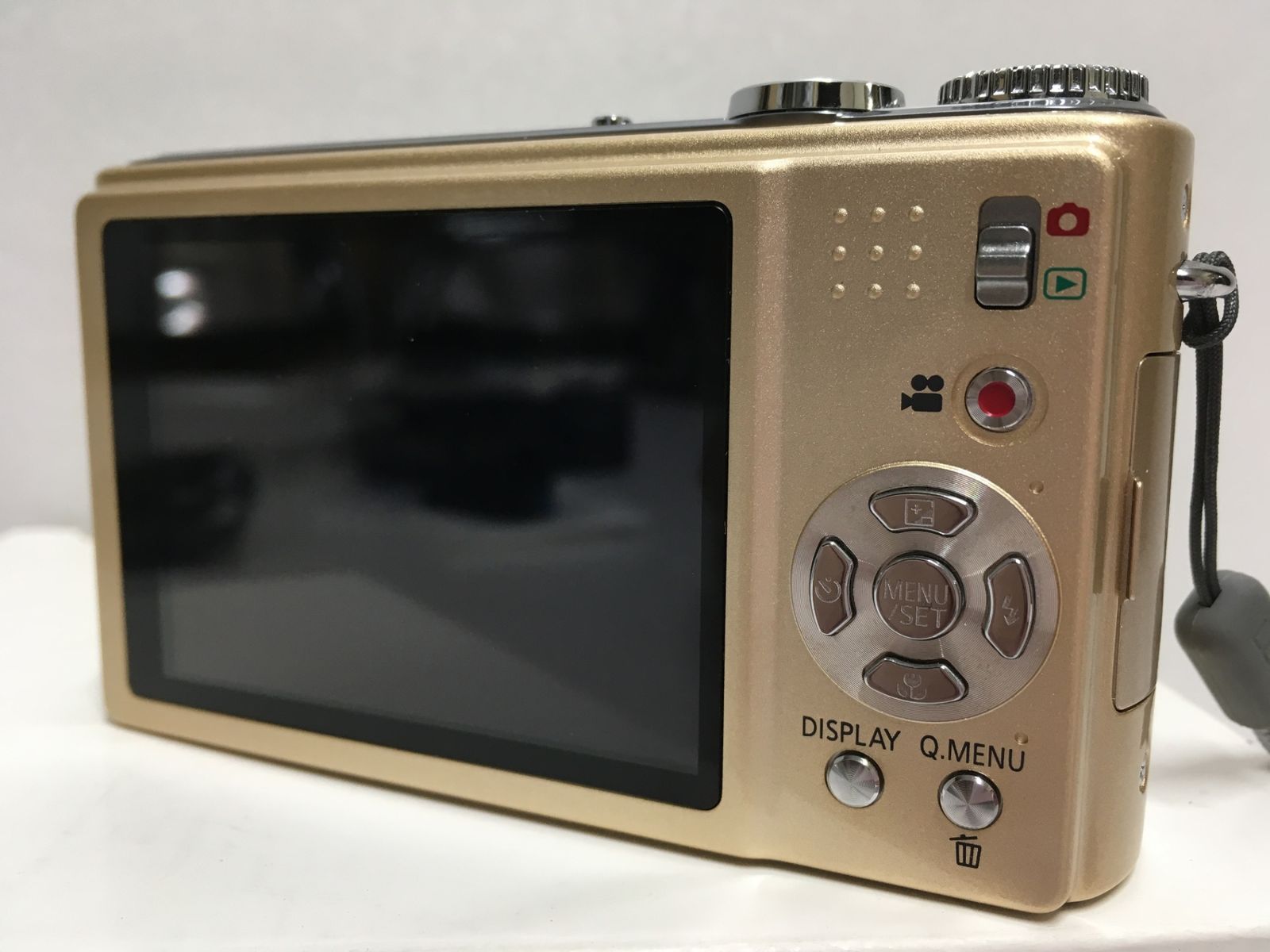 送料無料※ Panasonic LUMIX DMC-ZX3 コンパクトデジタルカメラ 未