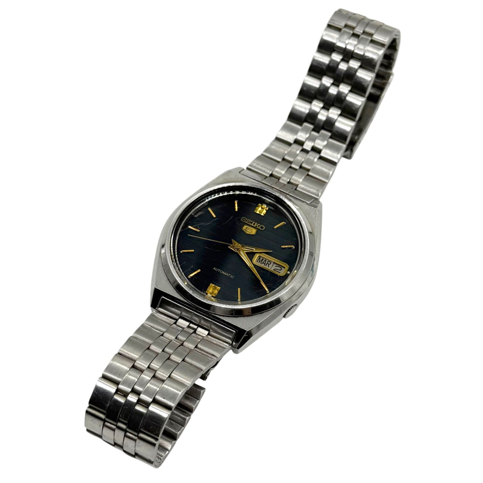 ネイビー文字盤