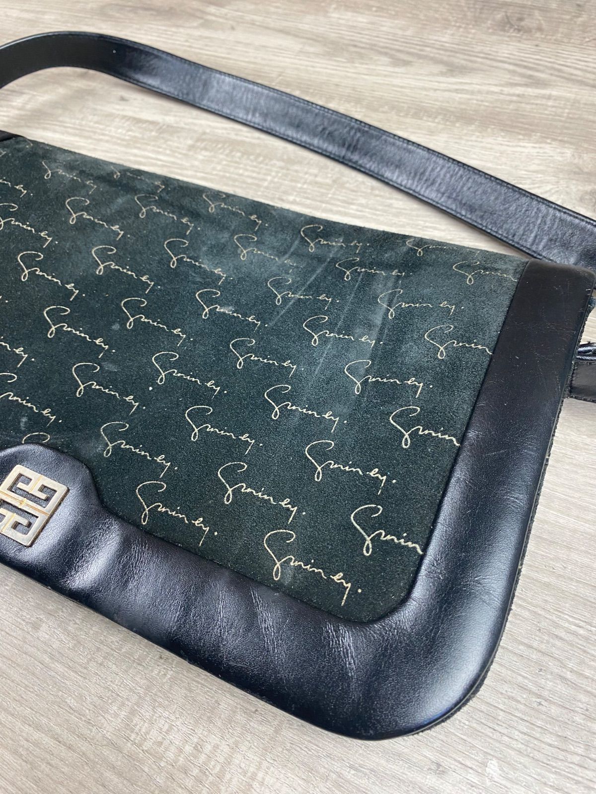 GIVENCHY】ジバンシー ショルダーバッグ 黒 Sac GIVENCHY 26WK0373 
