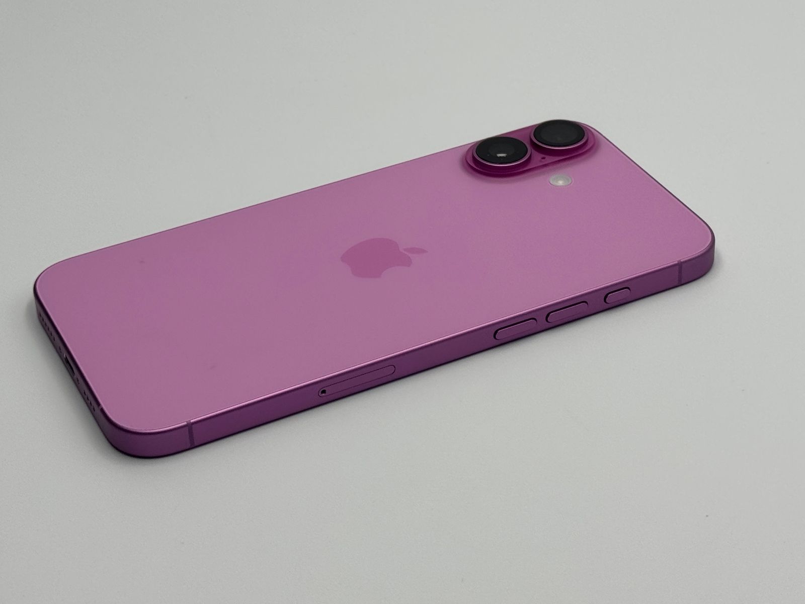 iPhone 16 Plus 128GB ピンク (中古C) SIMフリー - メルカリ