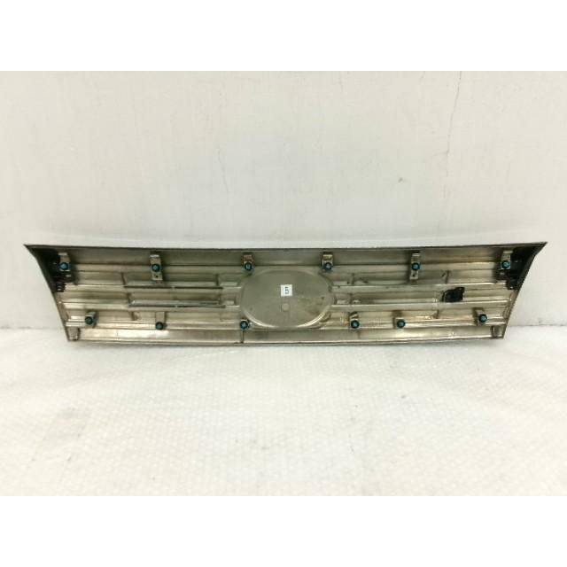 30年 タントカスタムX LA600S ラジエーターグリル 206870 4802 - メルカリ