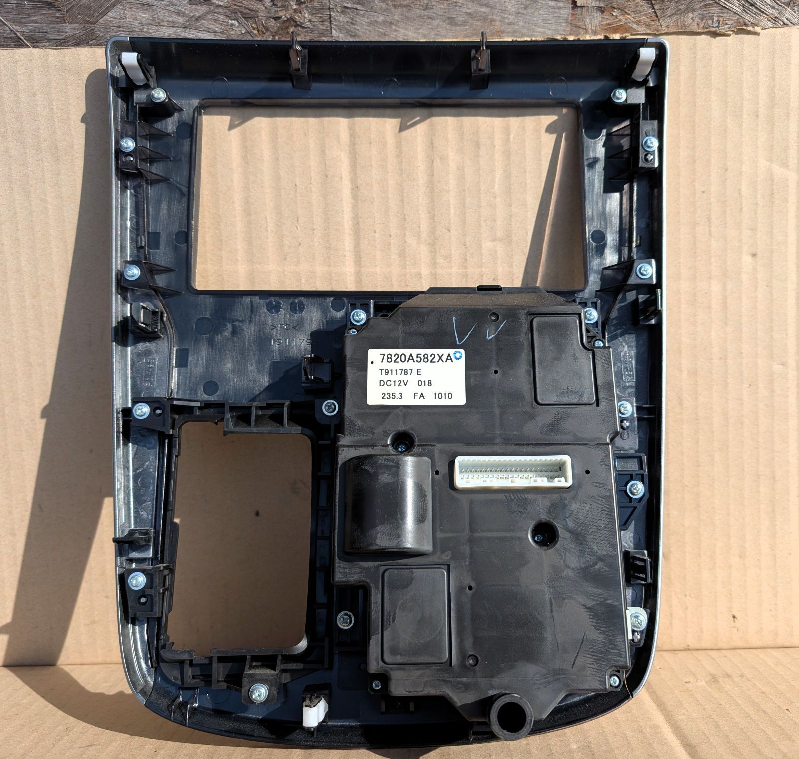 動作確認済 eKカスタム B11W エアコンパネル - メルカリ
