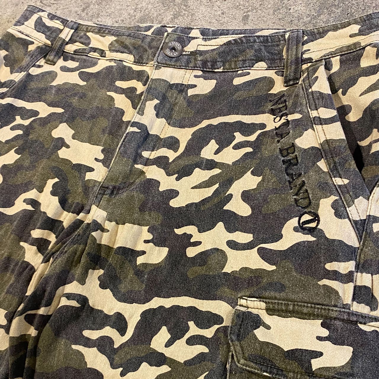 NESTA BRAND CAMOUFLAGE SHORTS ネスタブランド 迷彩 ショーツ メンズ 