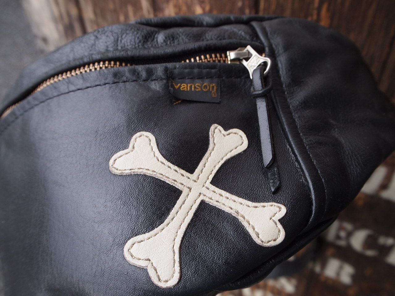 Vanson x Backdrop Fanny Pack with Cross Bone バンソン バック 
