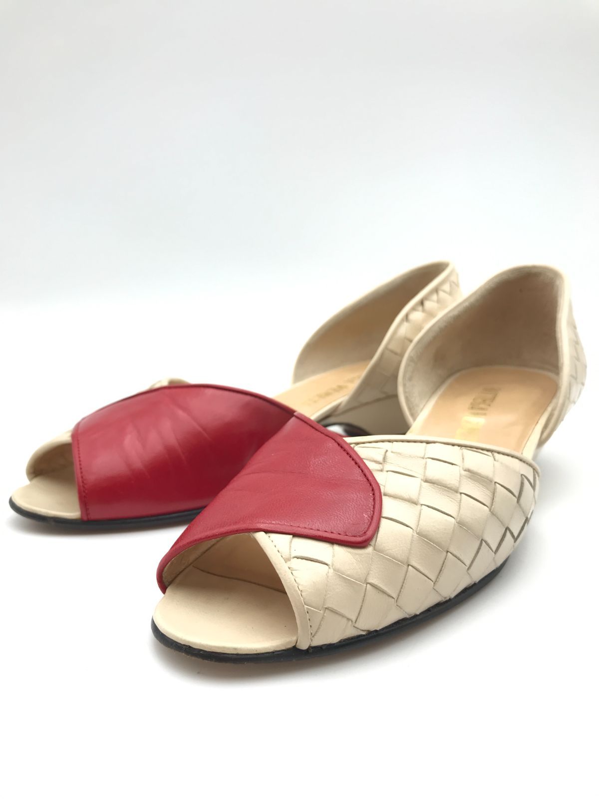 Bottega Veneta　ボッテガヴェネタ　ヒールサンダル　イントレチャート　表記サイズ6　レザー　ベージュ×レッド系　686