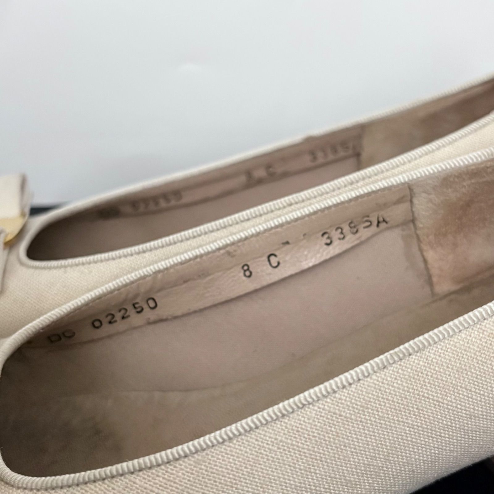 Salvatore Ferragamo サルヴァトーレフェラガモ パンプス ヴァラ