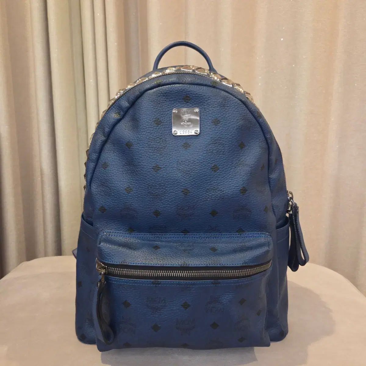 MCM ヴィセトス スタッズ バックパック MCM バックパック エムシーエム 