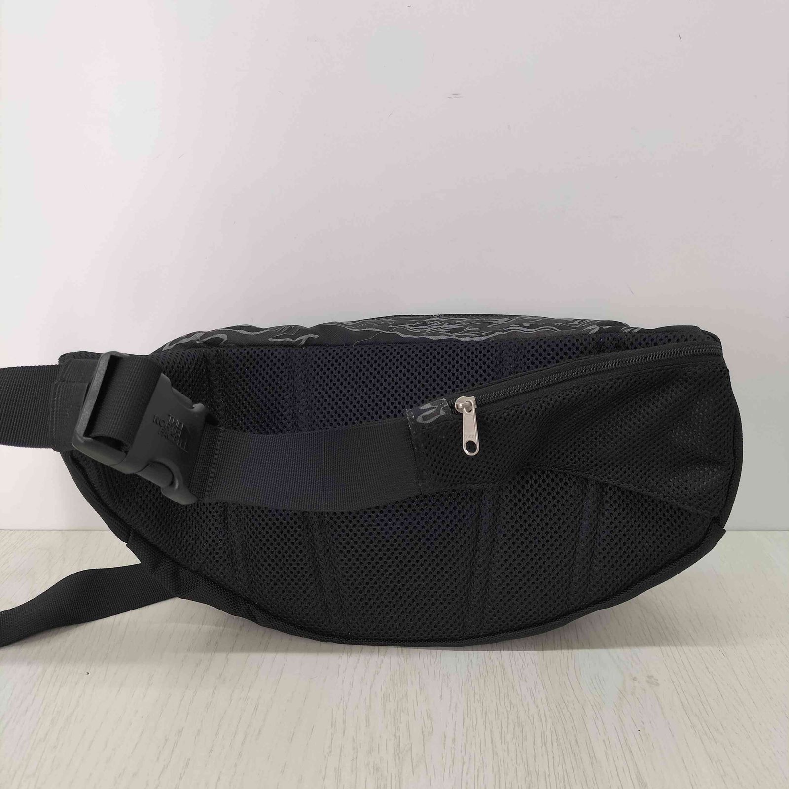 ザノースフェイス THE NORTH FACE sweep スウィープ 迷彩 カモ柄 ボディバッグ ウエストポーチ メンズ 表記無 