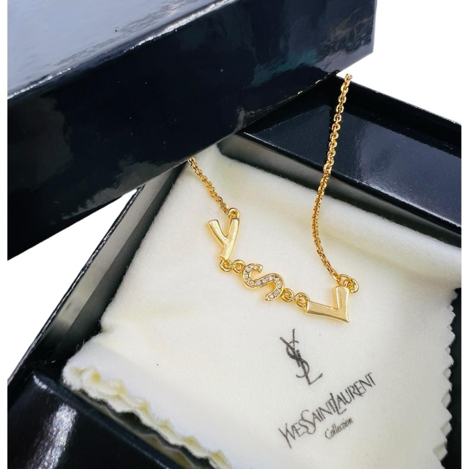 YVES SAINT LAURENT YSLロゴ ハート ネックレス ゴールド ペンダント