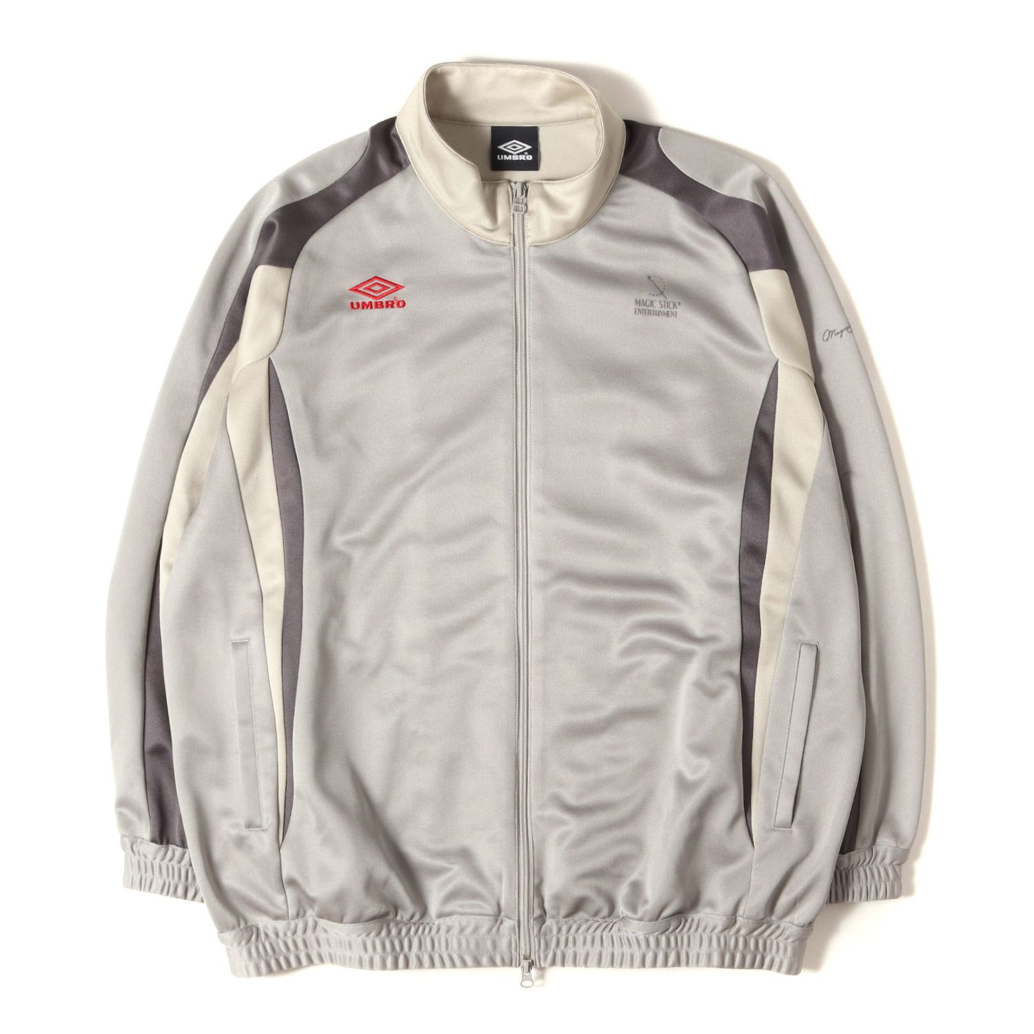 MAGIC STICK マジック・スティック ジャケット トーナルグレー サイズ:L | 24SS UMBRO オーバーサイズ ジャージ トラックジャケット (SPECIAL TRAINING JERSEY TOP) | アウター ブルゾン 上着 コラボ【メンズ】【中古】 MAGIC STICK ジャケット トーナルグレー サイズ:L | 24SS UMBRO