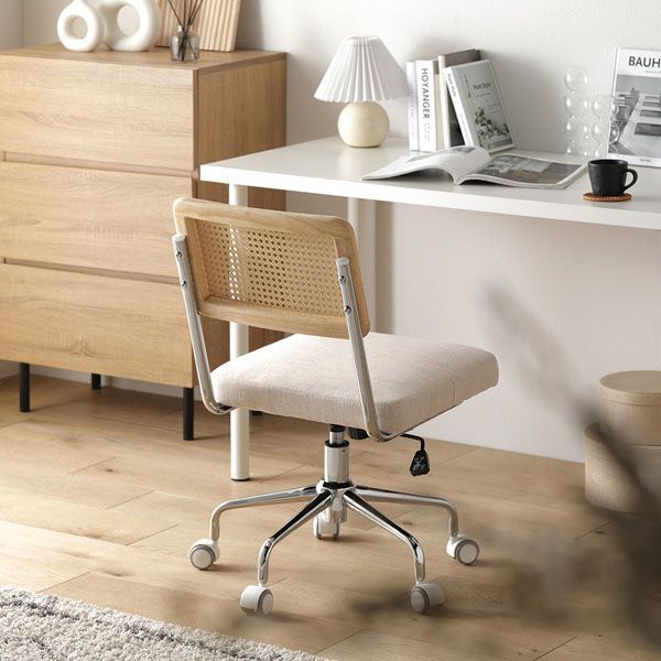 座ったら動きたくないラタンチェア おしゃれすぎるワークチェア