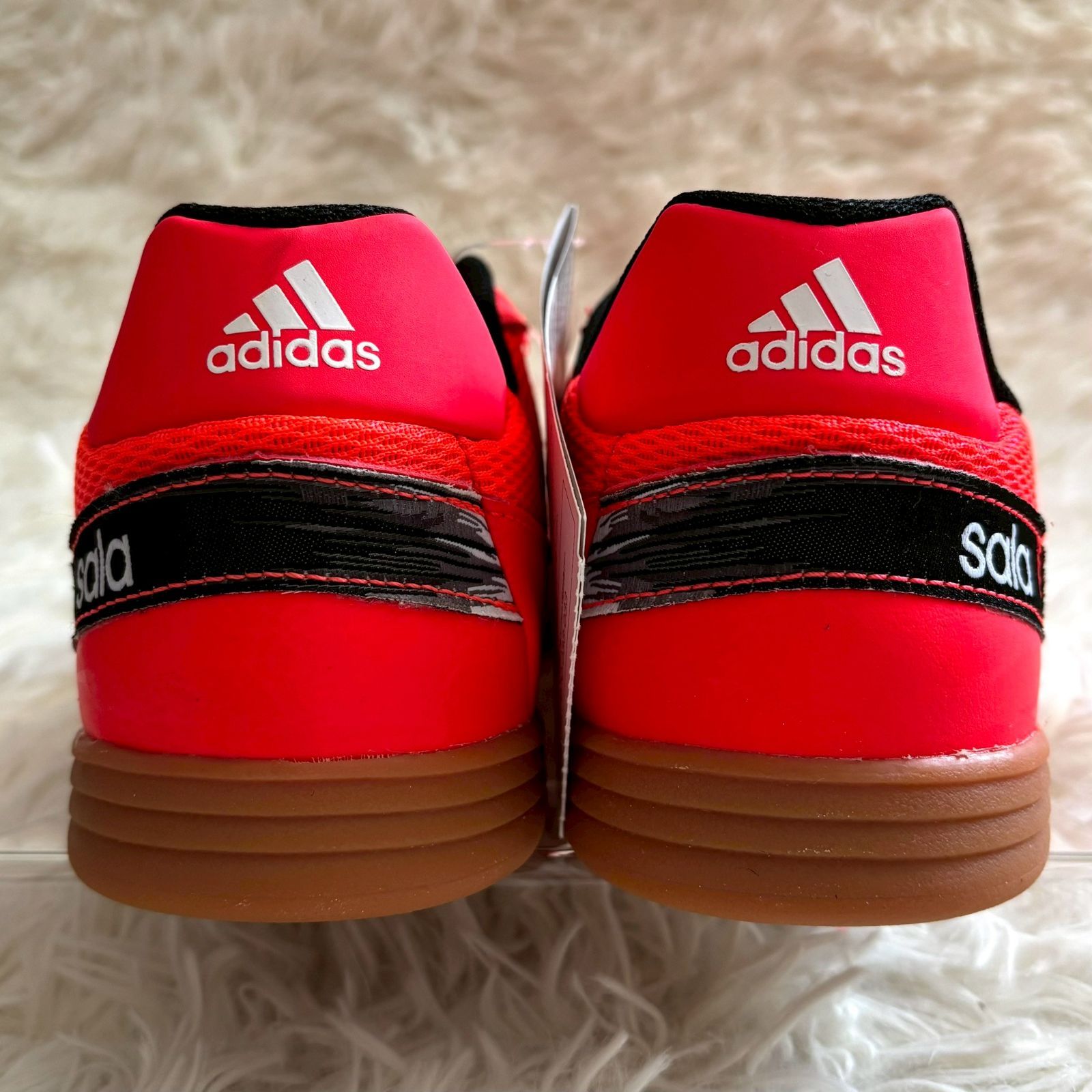 新品・未使用品】adidas フットサルシューズ FV2639 23cm - メルカリ