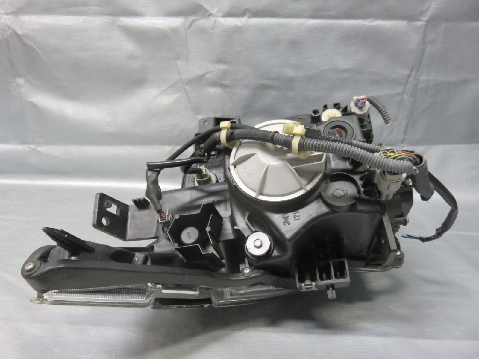 車 ☆STD9392/点灯OK 日産 エルグランド TE52 PE52 E52 純正 ヘッド 