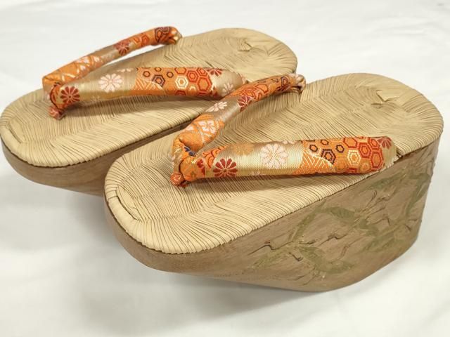 平和屋本店[]女の子　子供　ぽっくり下駄　おこぼ　こっぽり下駄　白木台　金蒔絵　畳表　千羽鶴　逸品　DABD7267zzz 21,229円