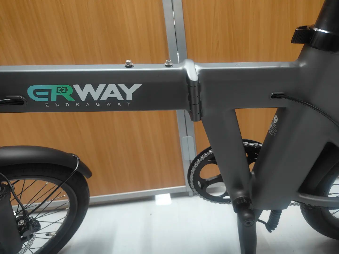 GRWAY A02 折りたたみ電動アシスト ブラック 最長130kmまで走行可能な