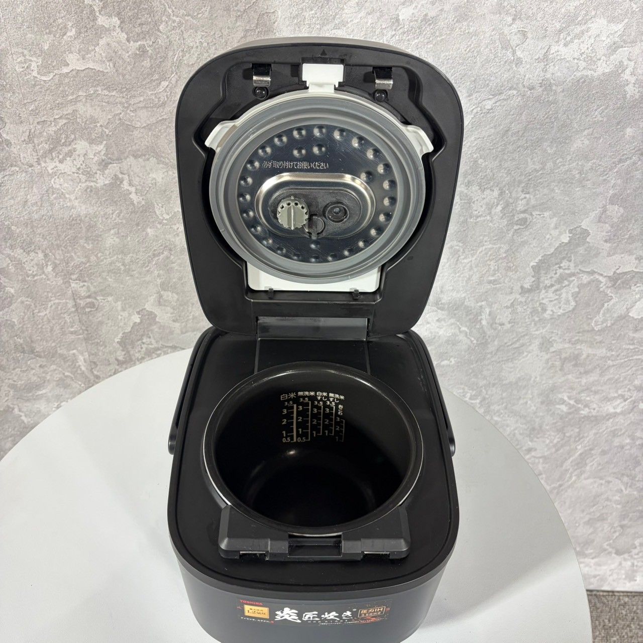 生活家電 【2023年製】 TOSHIBA 東芝 家電 炊飯器 炎匠炊き RC-6PXV 3.5