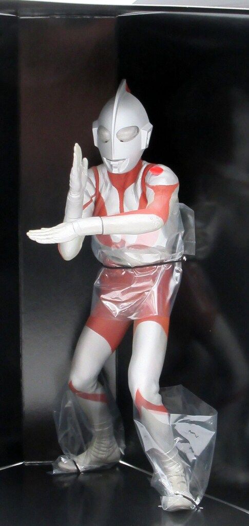 CCP ☆究極のウルトラマン（オレンジ） スペシウム光線Ver. CCP 1/6