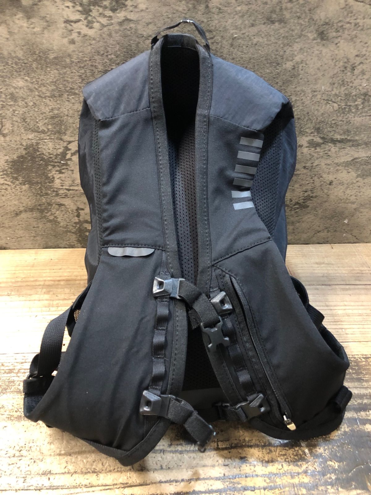 JZ113 ラファ Rapha PRO TEAM LIGHTWEIGHT BACKPACK リュック バック 