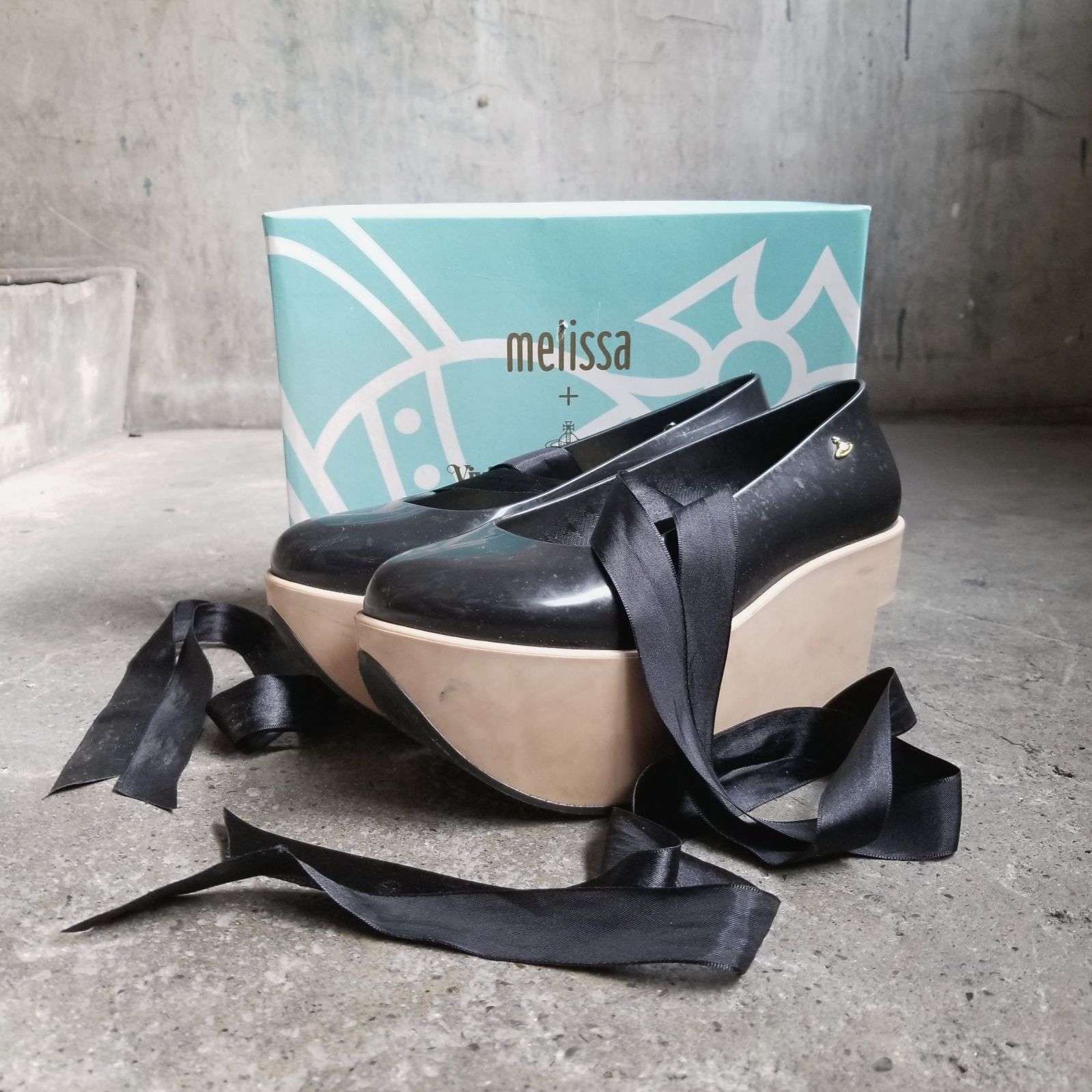 Vivienne Westwood ANGLOMANIA × melissa ロッキンホース Vivienne Westwood ANGLOMANIA × melissa ロッキンホース