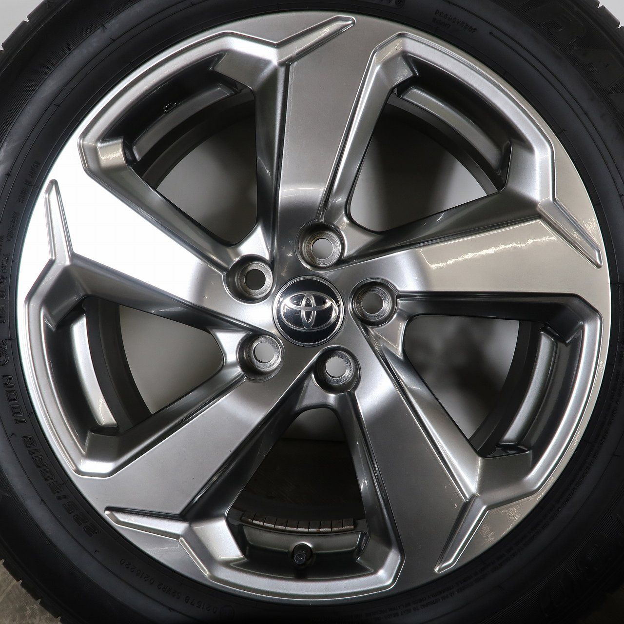 TOYOTA 50系 RAV4 Gグレード 純正ホイール18インチ7J+35 TOYOTA 50系