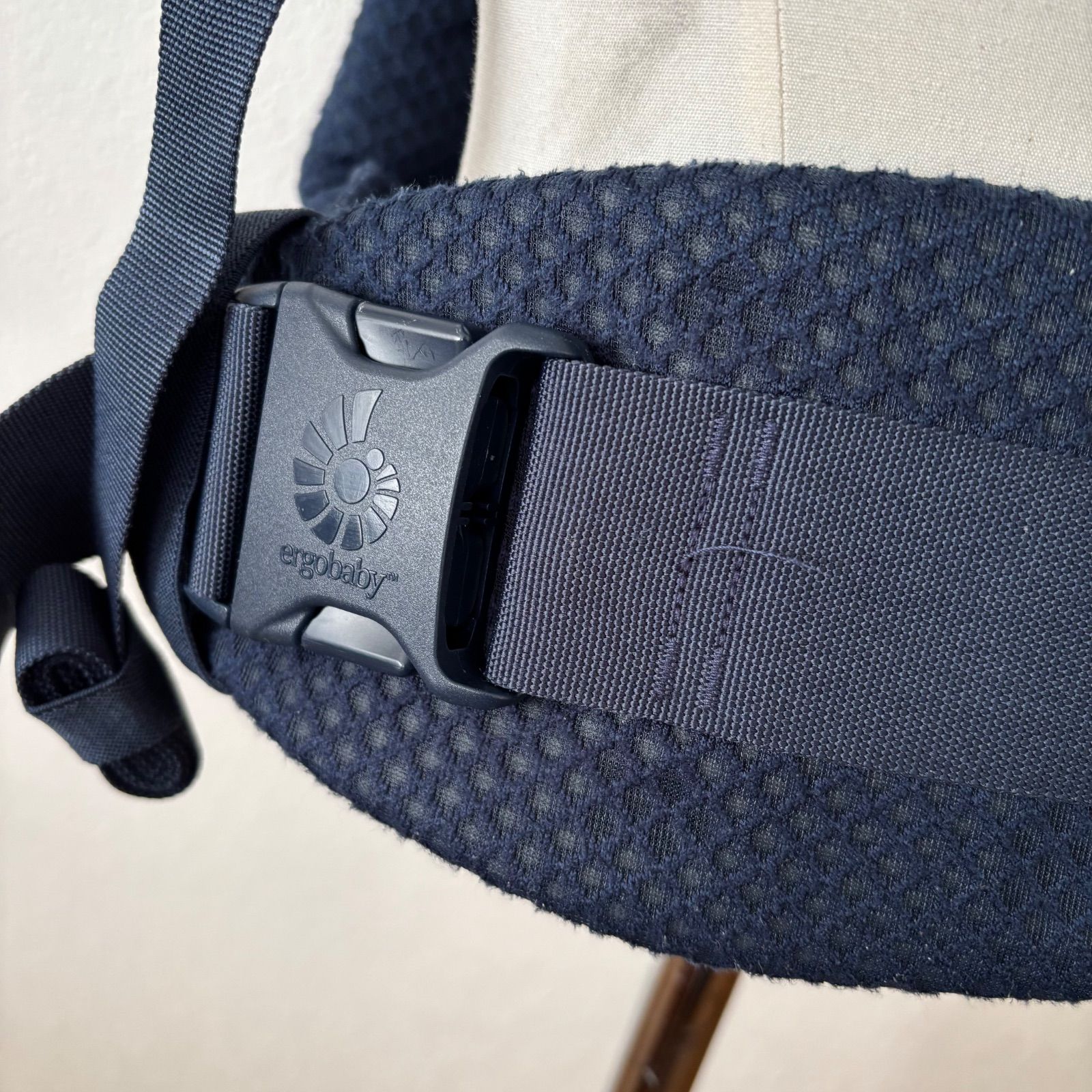 ergobaby エルゴ OMNI Breeze オムニブリーズ 抱っこ紐 ネイビー 